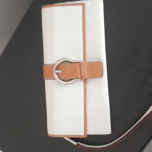 Clutch bag,white color.